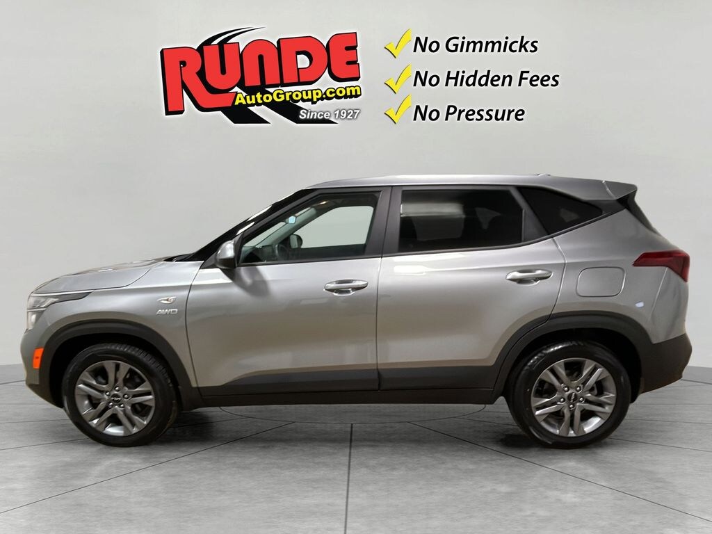 Used 2023 Kia Seltos LX Sport Utility