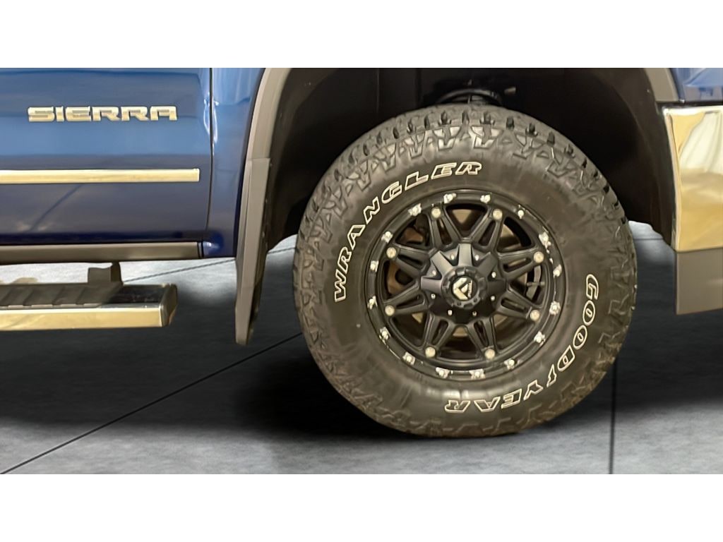 Used 2017 GMC Sierra SLT Crew Cab