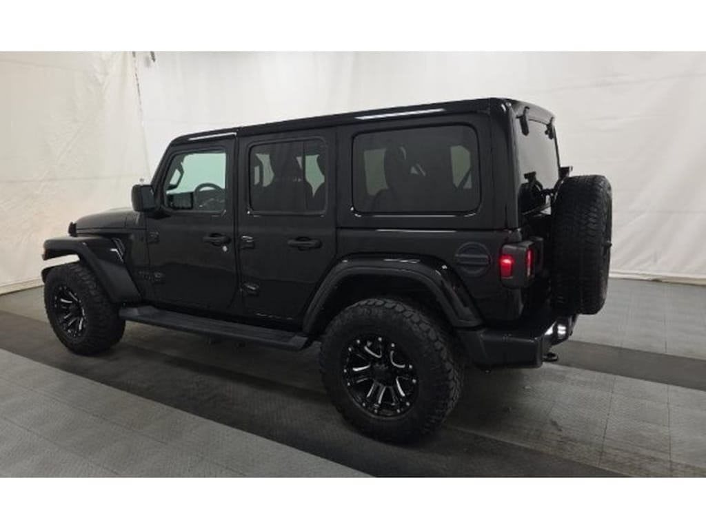 Used 2021 Jeep Wrangler Unlimited Altitude Sport Utility