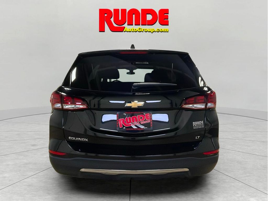 2022 Chevrolet Equinox LT photo 4