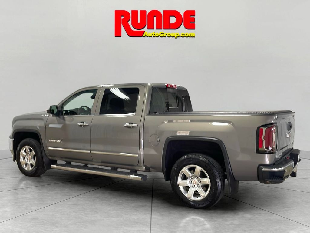 2017 Gmc Sierra 1500 SLT photo 3