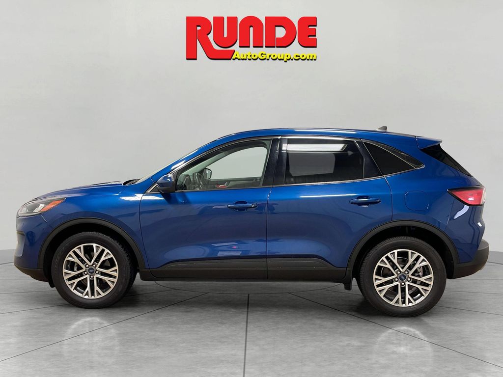 2022 Ford Escape SEL photo 2
