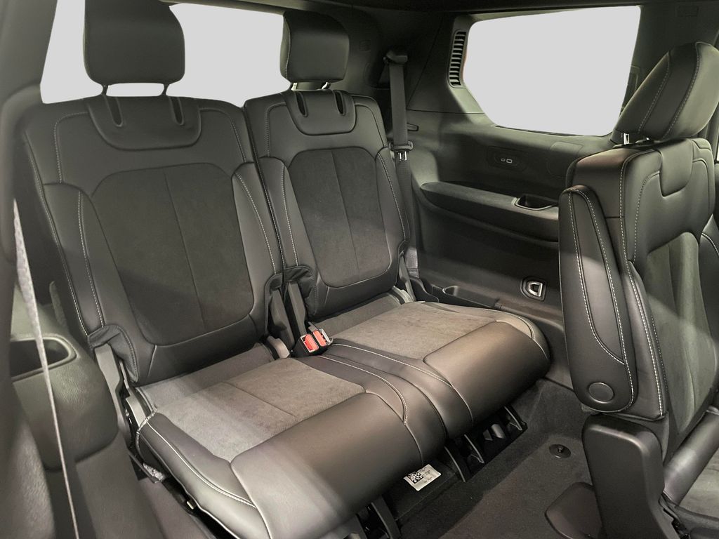 2025 Jeep Grand Cherokee L Altitude - Photo 11