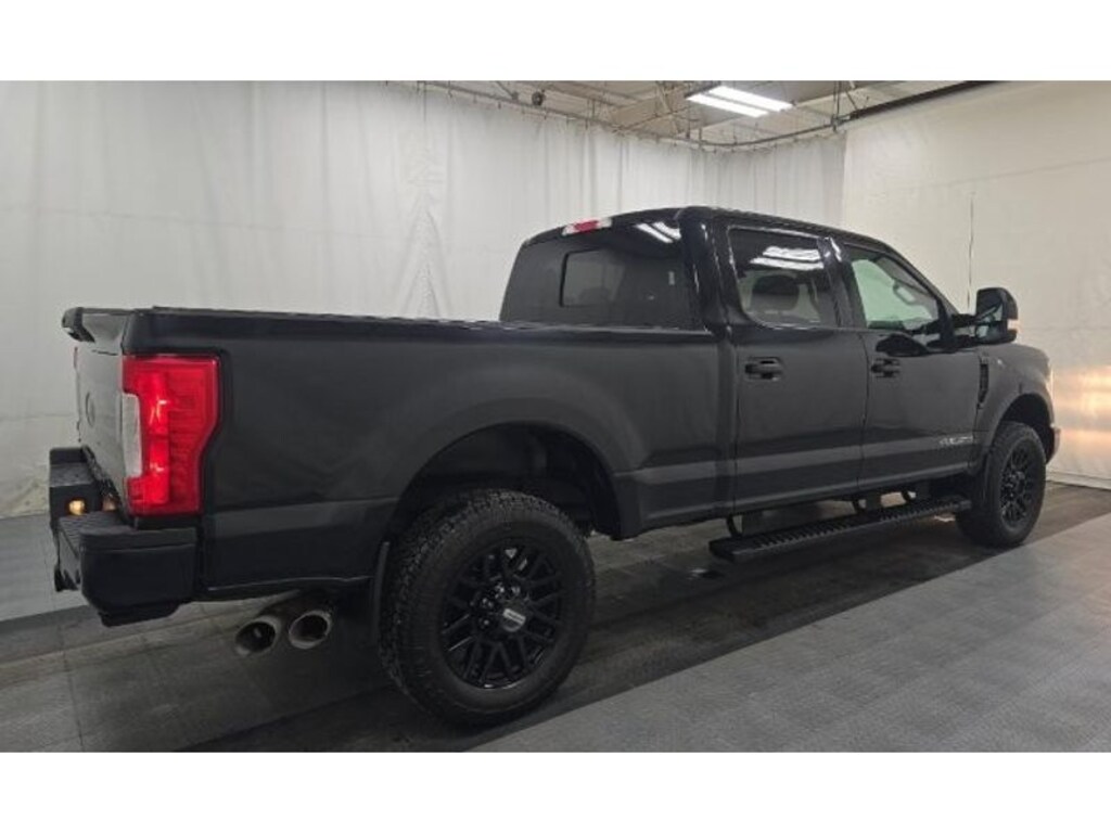 Used 2019 Ford F-250 Lariat Crew Cab