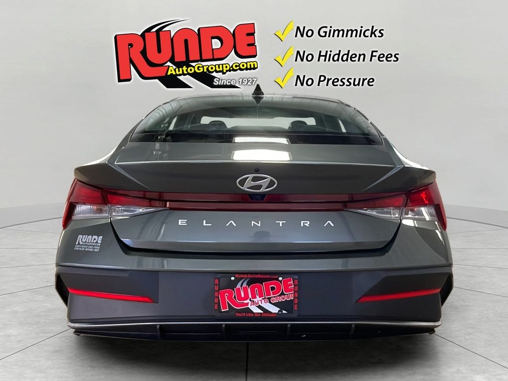 Used 2024 Hyundai Elantra SEL Sedan