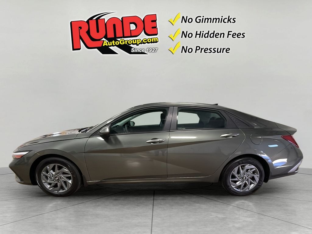Used 2024 Hyundai Elantra SEL Sedan
