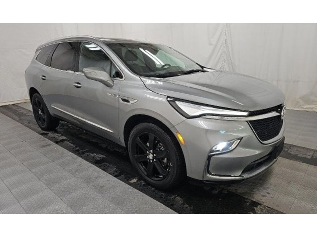 Used 2024 Buick Enclave Essence Sport Utility