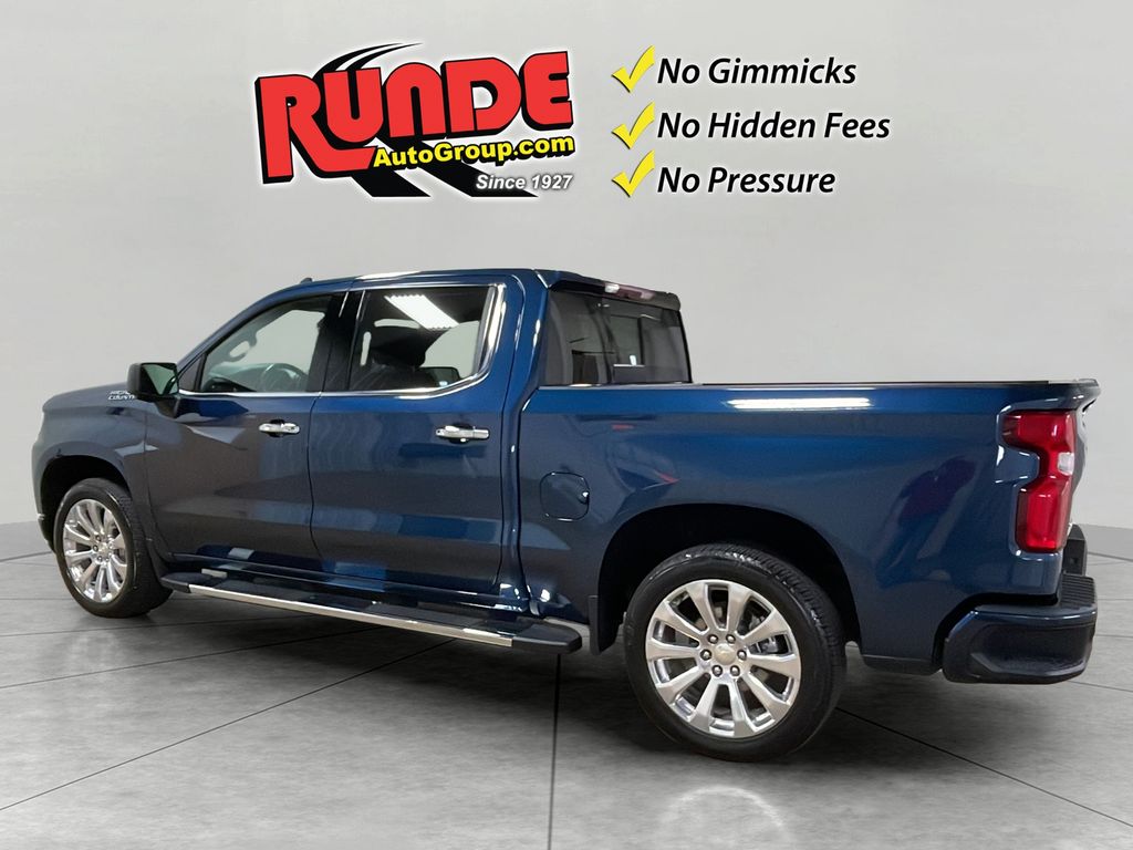 2019 Chevrolet Silverado 1500 High Country photo 3
