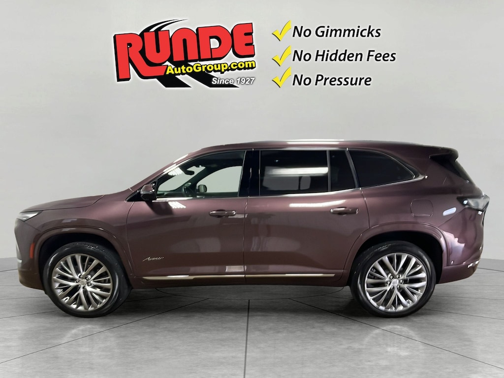 Used 2025 Buick Enclave Avenir Sport Utility