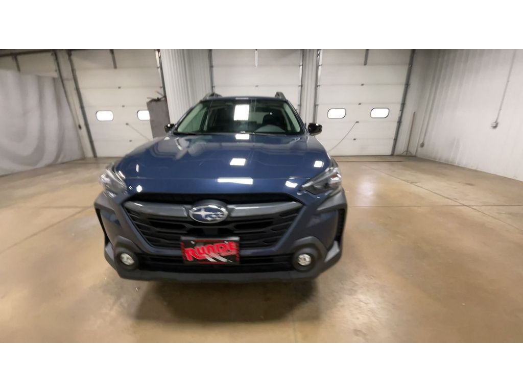 2024 Subaru Outback Premium photo 3