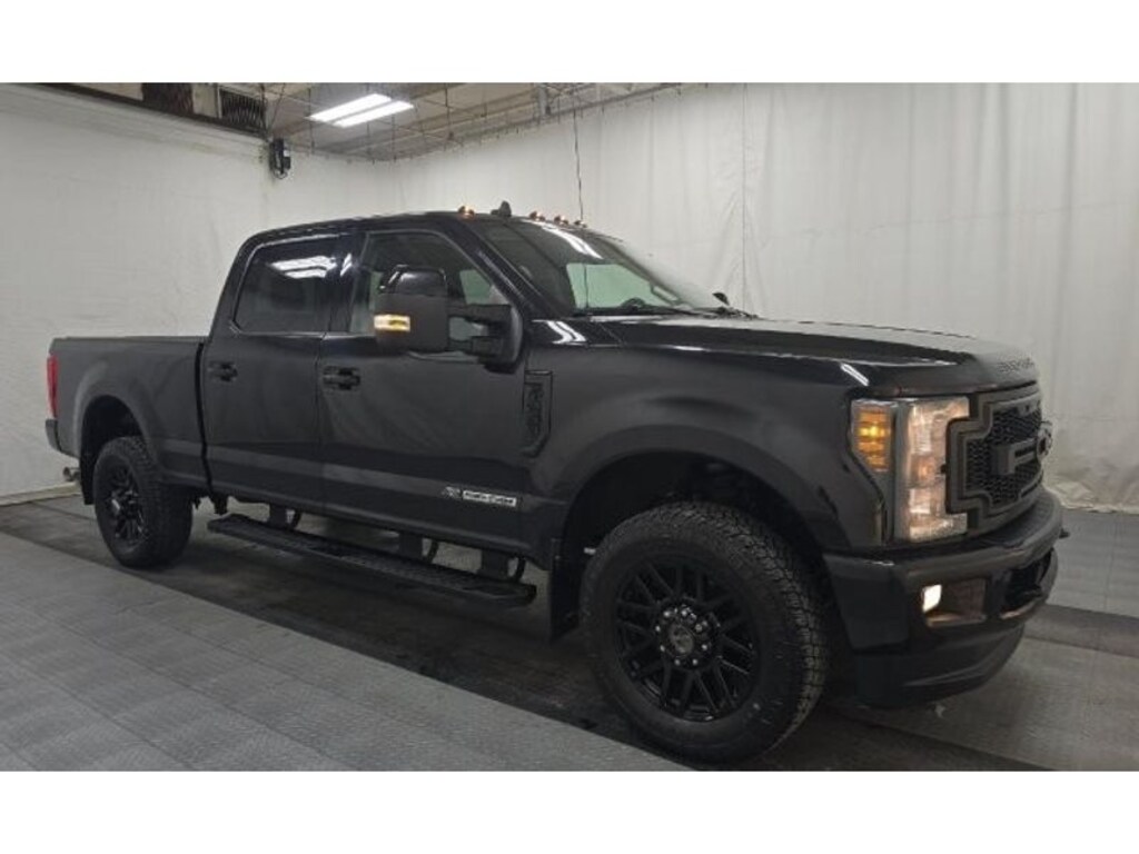 Used 2019 Ford F-250 Lariat Crew Cab