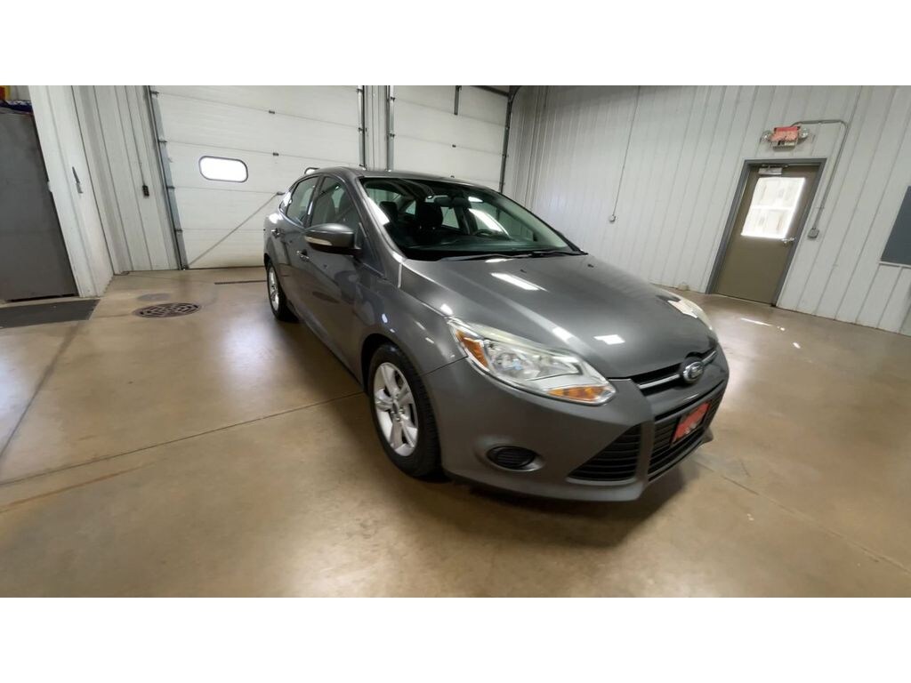 Used 2014 Ford Focus SE Sedan
