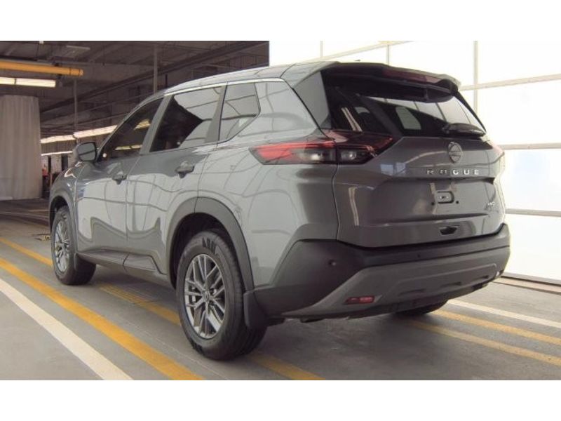 2023 Nissan Rogue S AWD photo 3