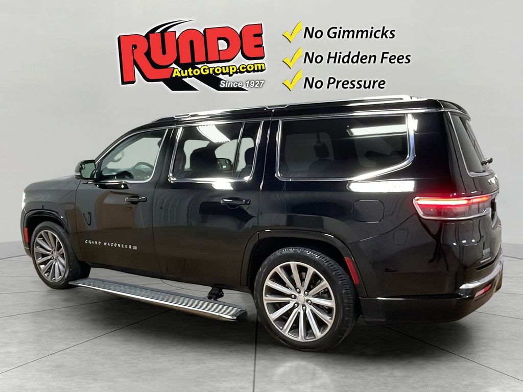 2022 Jeep Grand Wagoneer I photo 3
