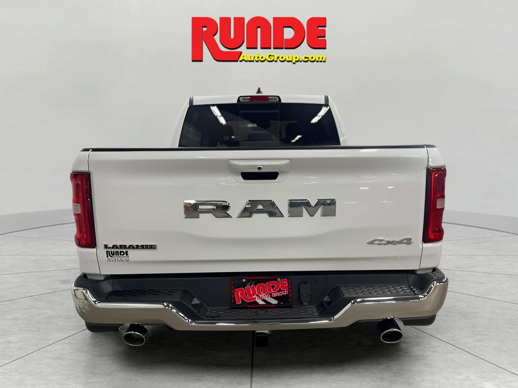 2025 Ram 1500 Laramie photo 3
