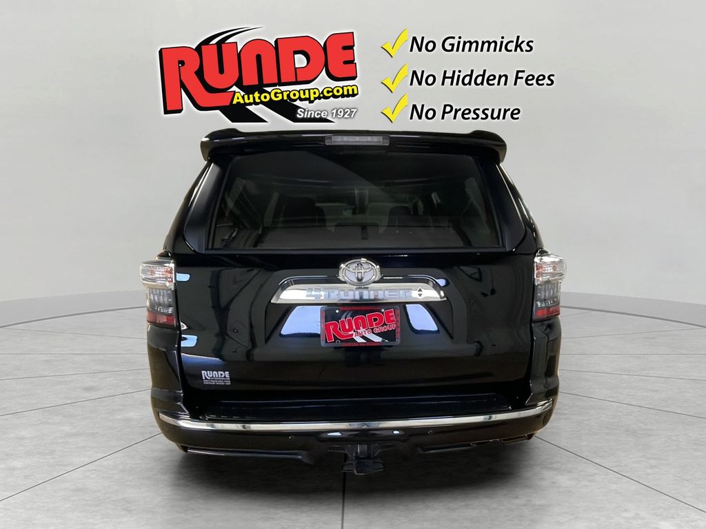 2024 Toyota 4Runner Limited photo 3