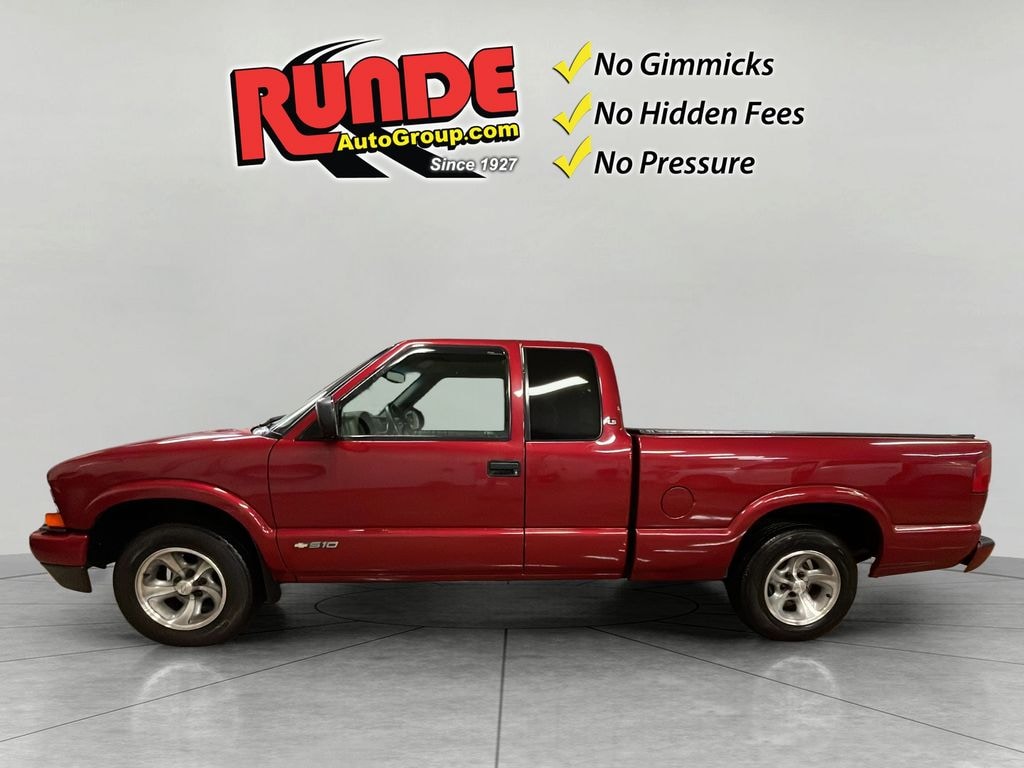 Used 2002 Chevrolet S10 LS Regular Cab