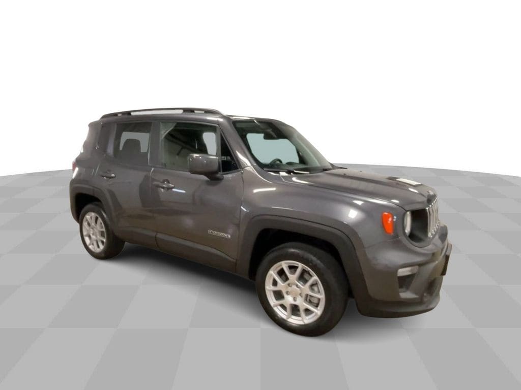 Used 2020 Jeep Renegade Latitude with VIN ZACNJBBB4LPL98502 for sale in Manchester, IA