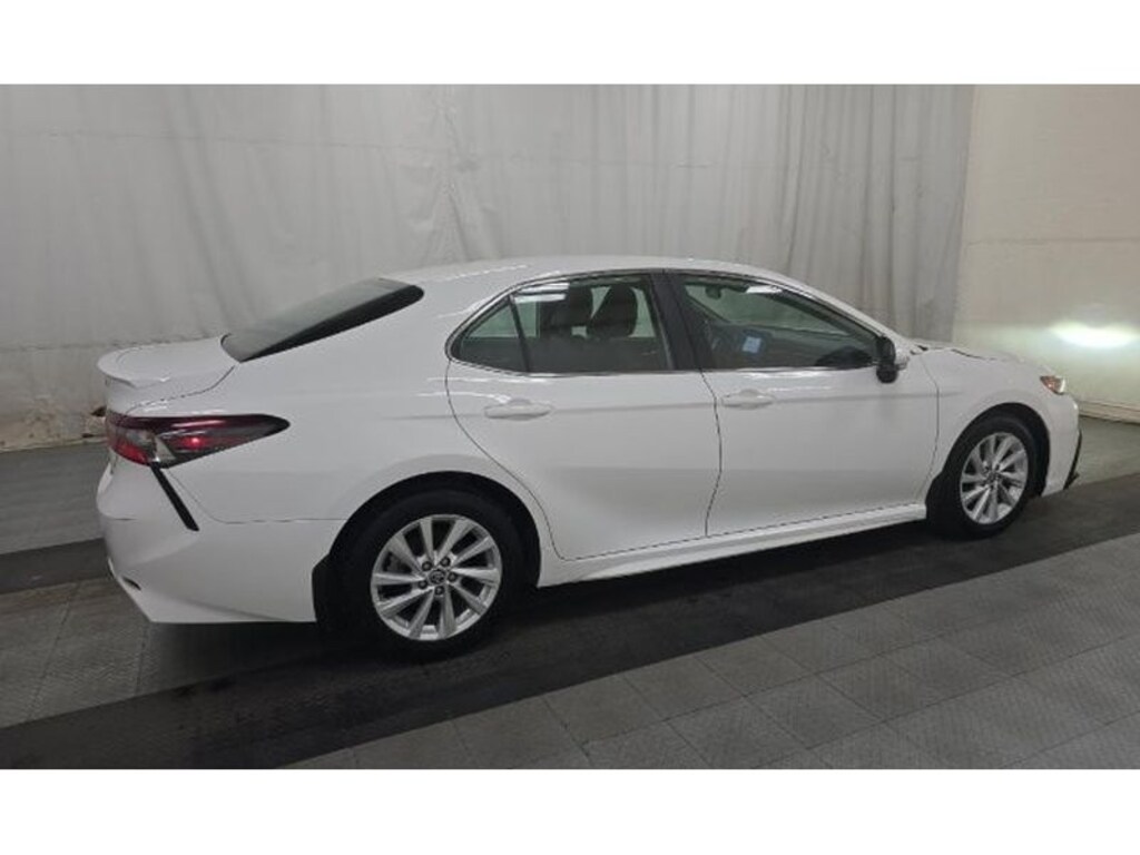 Used 2024 Toyota Camry SE Sedan