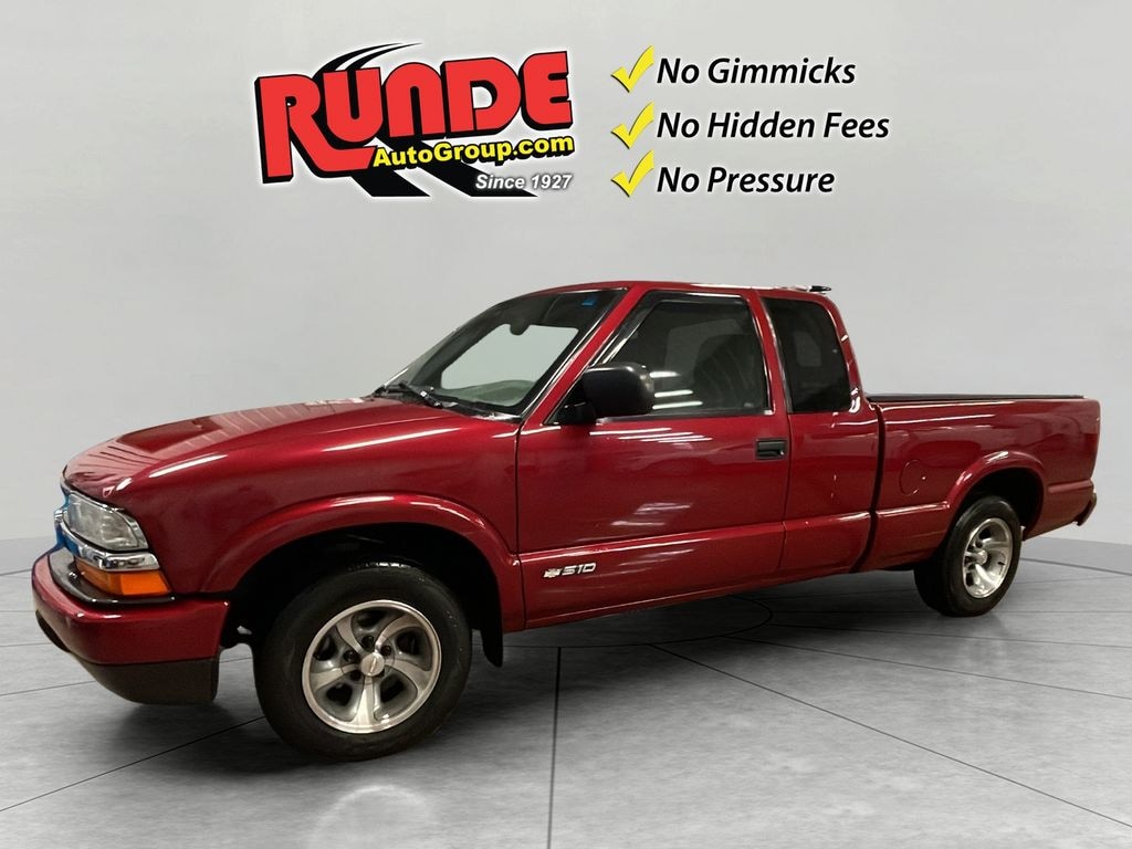 Used 2002 Chevrolet S10 LS Regular Cab