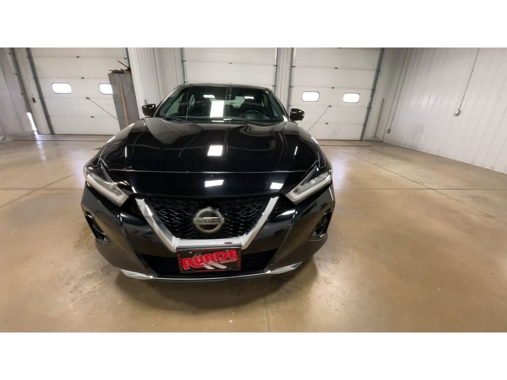 Used 2019 Nissan Maxima SR Sedan