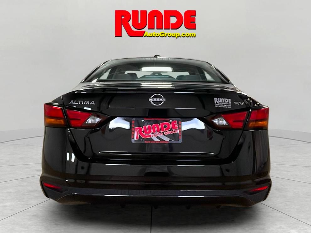 2024 Nissan Altima 2.5 SV photo 4