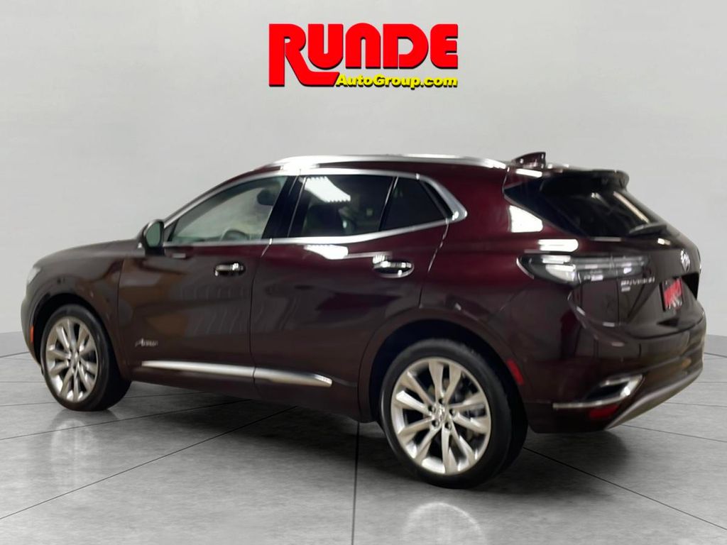 2023 Buick Envision Avenir photo 3