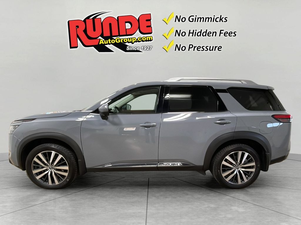 Used 2022 Nissan Pathfinder Platinum Sport Utility