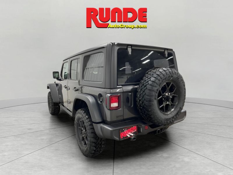 2025 Jeep Wrangler Unlimited Willys photo 3