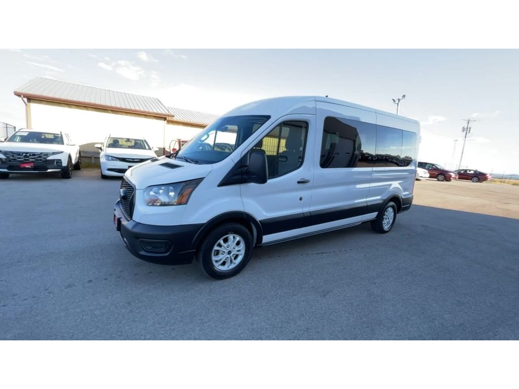 2023 Ford Transit XL photo 4