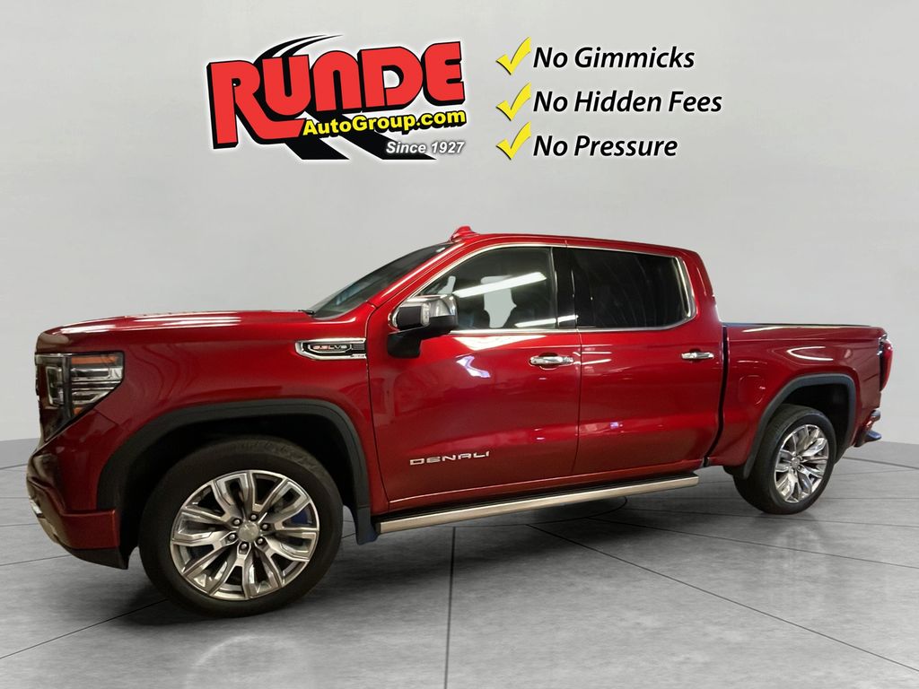 2022 GMC Sierra 4WD Crew Cab Short Box Denali's photo