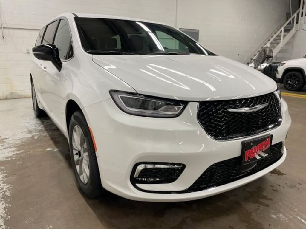 New 2026 Chrysler Pacifica SELECT AWD Passenger Van