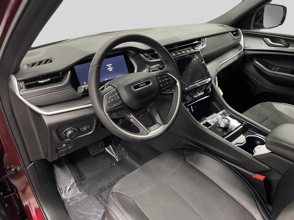 2025 Jeep Grand Cherokee Altitude - Photo 14