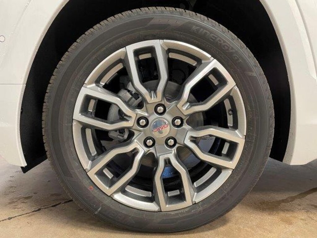 Used 2024 GMC Terrain Denali Sport Utility