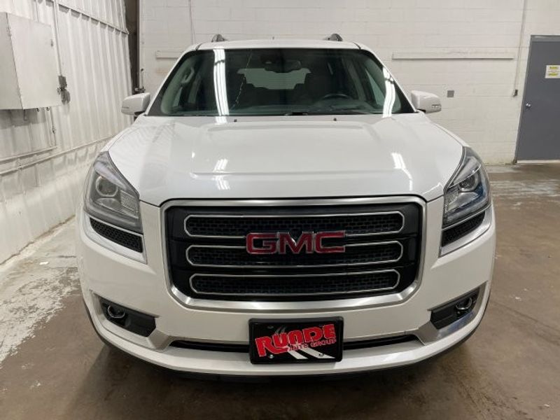 2017 Gmc Acadia Limited photo 2