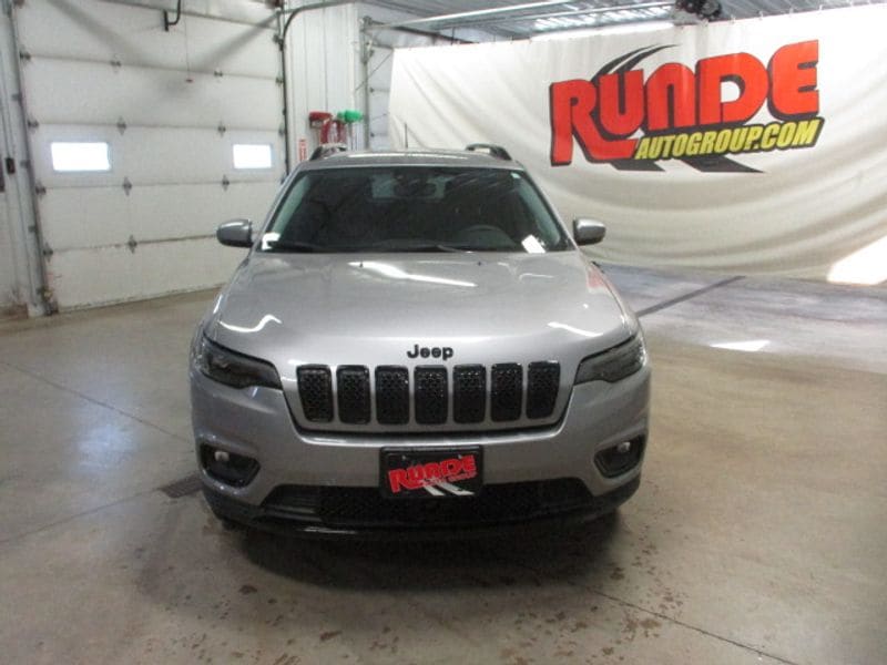 Used 2021 Jeep Cherokee Altitude with VIN 1C4PJMLB5MD242250 for sale in Manchester, IA