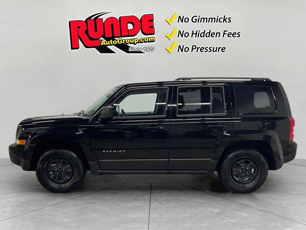 Used 2017 Jeep Patriot Sport with VIN 1C4NJPBA7HD212139 for sale in Manchester, IA