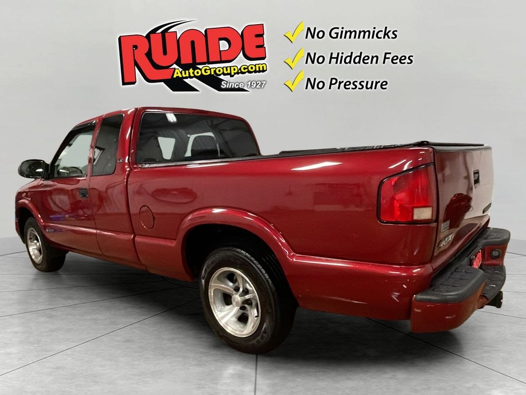 Used 2002 Chevrolet S10 LS Regular Cab