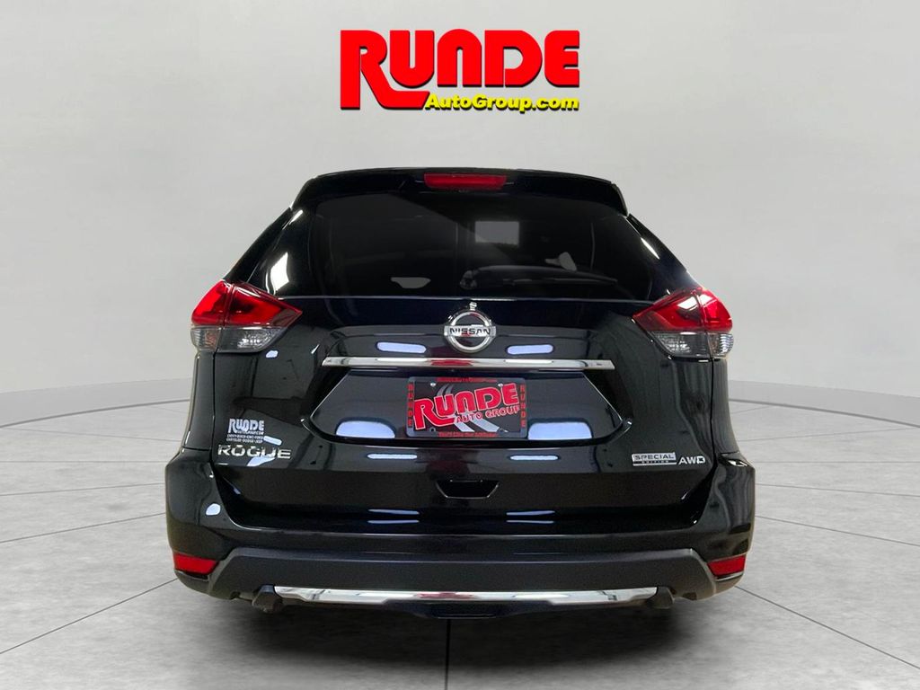 2020 Nissan Rogue SV AWD photo 4