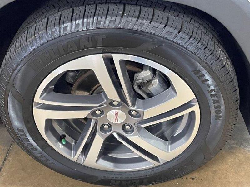 Used 2018 GMC Terrain SLT with VIN 3GKALREU5JL261676 for sale in Manchester, IA