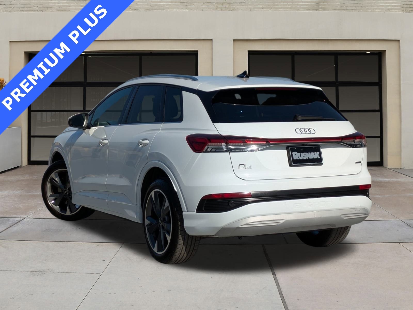 Used 2022 Audi Q4 e-tron Premium Plus with VIN WA1H2BFZ7NP042432 for sale in Pasadena, CA