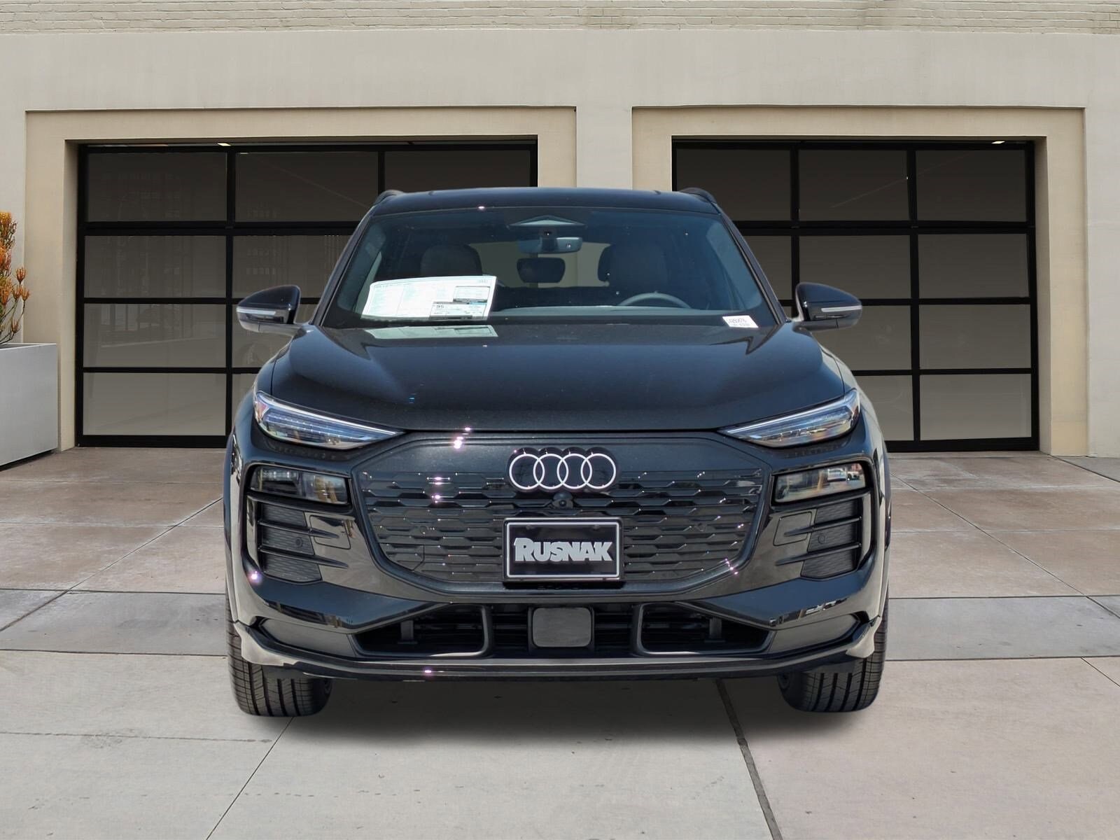 2025 Audi Q6 E-tron Premium Plus photo 2