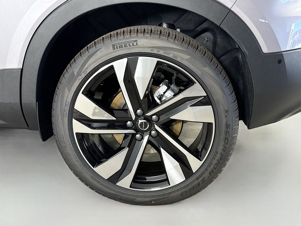 2026 Volvo XC40 Ultra - Photo 32