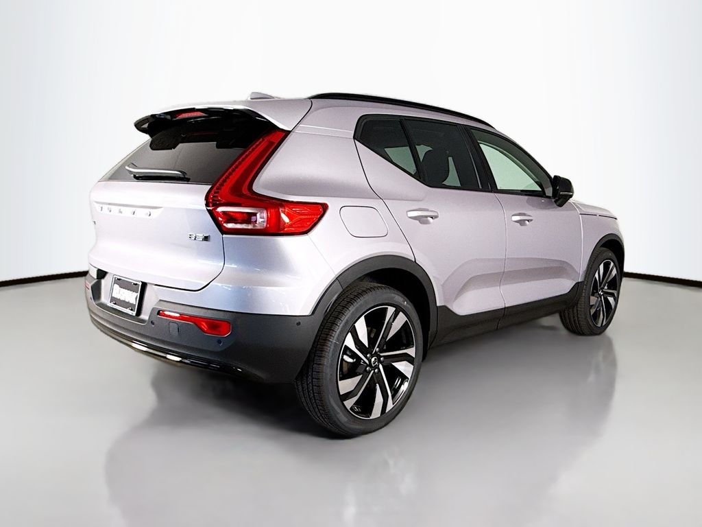 2026 Volvo XC40 Ultra - Photo 7
