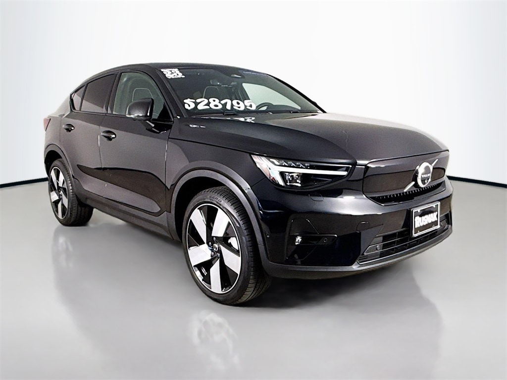 2023 Volvo C40