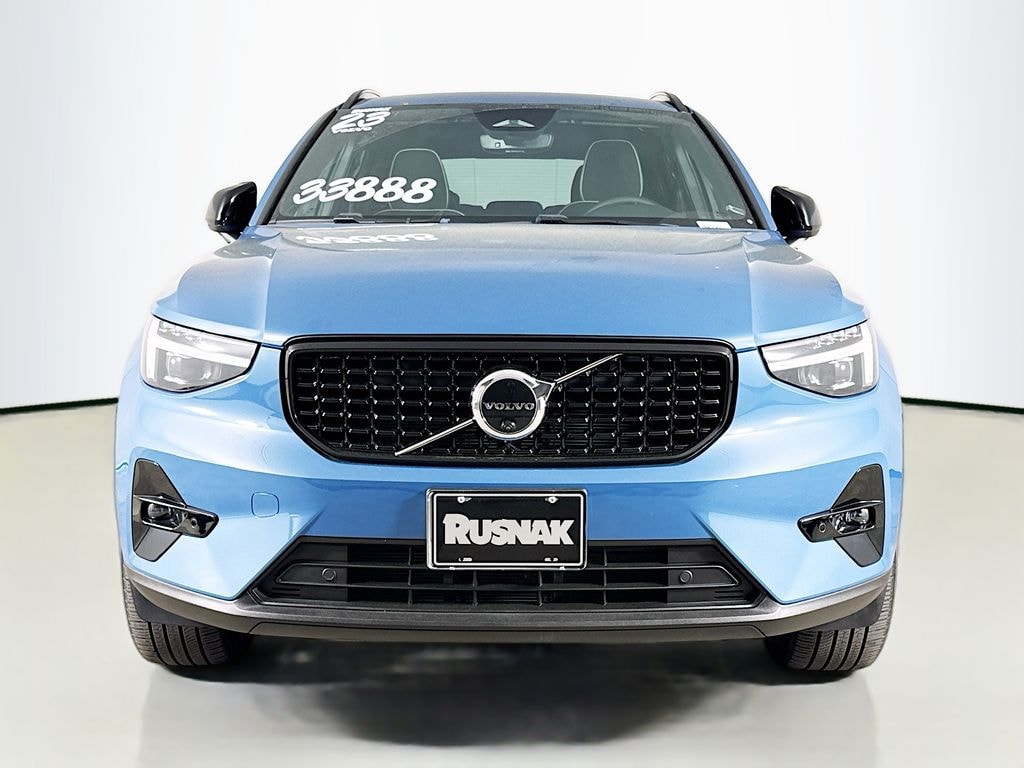 Used 2023 Volvo XC40 Ultimate SUV