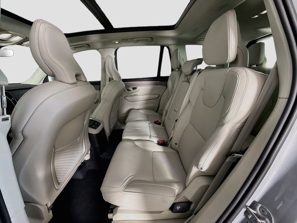 2026 Volvo XC90 Ultra - Photo 26