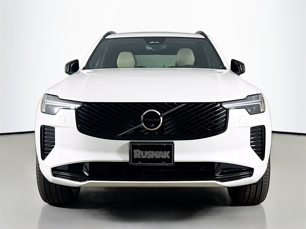 New 2026 Volvo XC90 B6 Ultra Dark Theme 7-Seater SUV