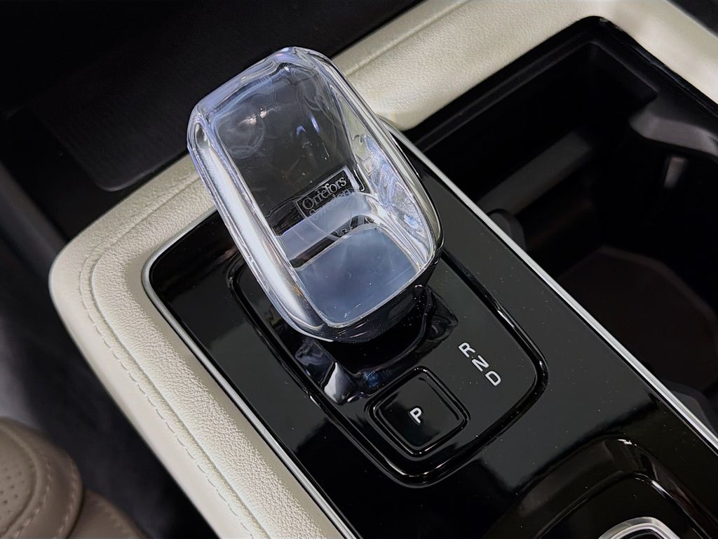 2026 Volvo XC90 Ultra - Photo 17
