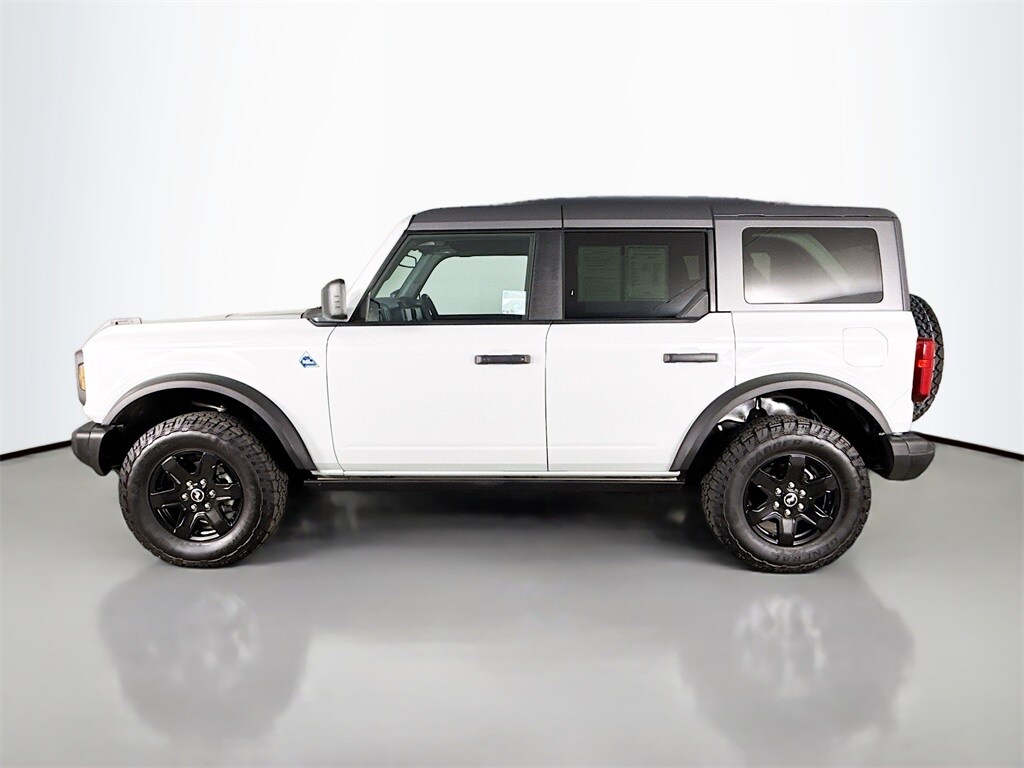 2024 Ford Bronco Black Diamond photo 4